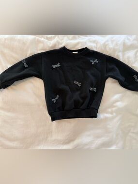 Zara Toddler Girl Black Bow Sweatshirt- Size 5